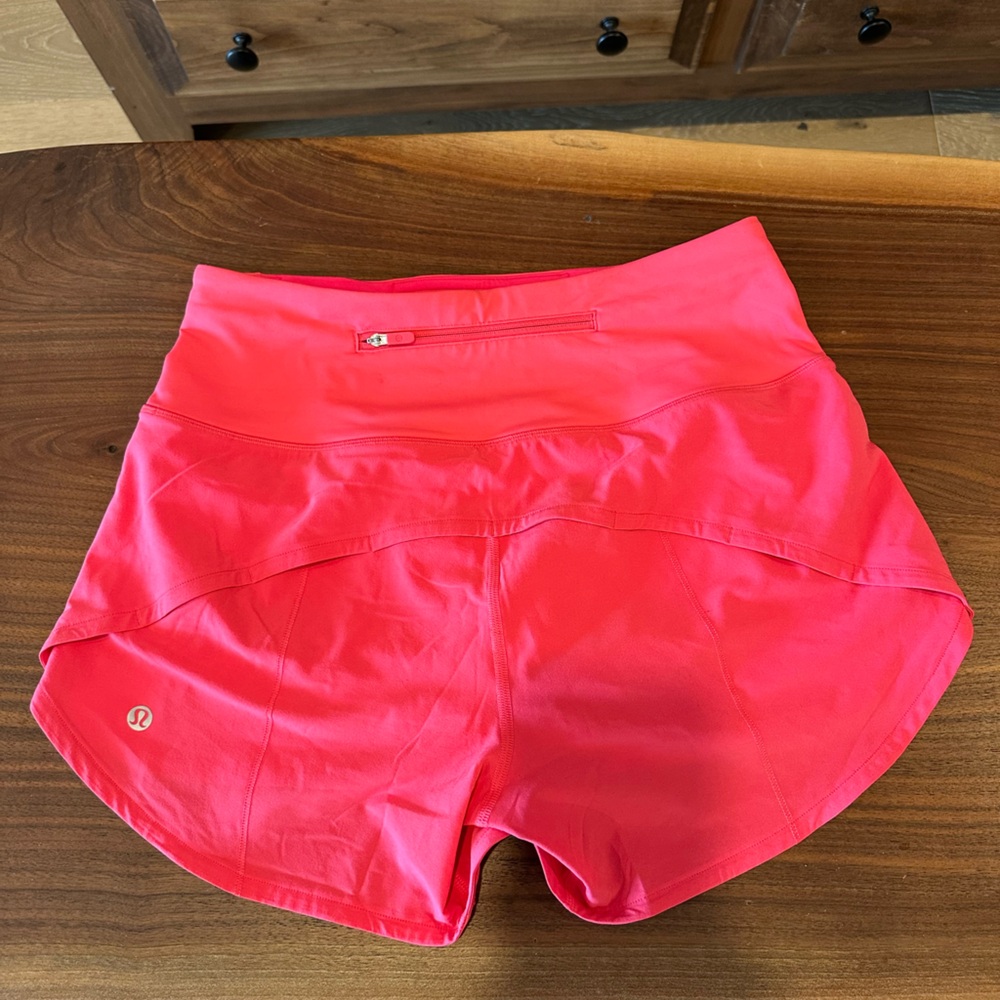 NWT lululemon speed up lip gloss shorts - Picture 2 of 5